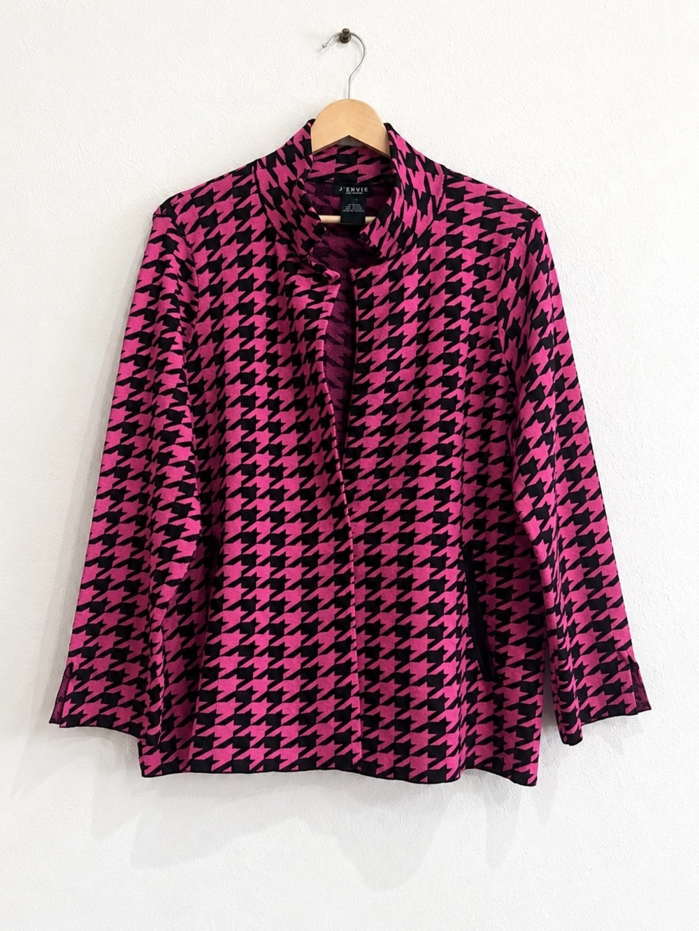 J'Envie New York Houndstooth Knit Jacket